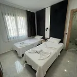 Hotell Elit 3*