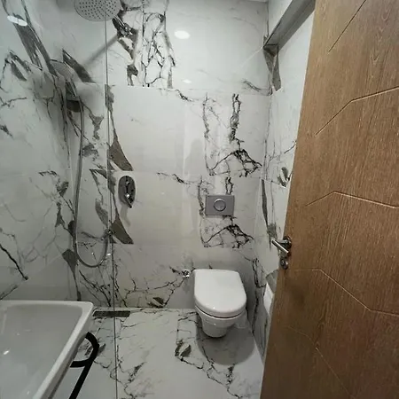 Отель Elit